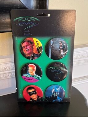 Vintage  1995 BATMAN FOREVER -DC Comics 6 button set